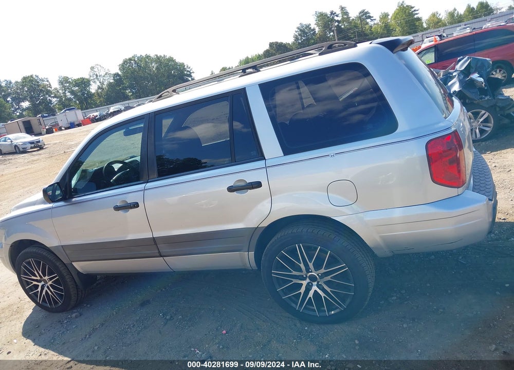 2005 HONDA PILOT LX VIN: 2HKYF18115H552363