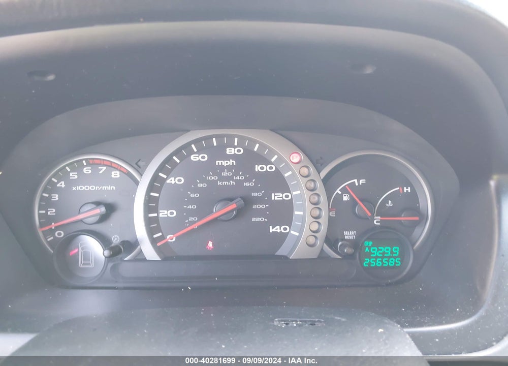 2005 HONDA PILOT LX VIN: 2HKYF18115H552363