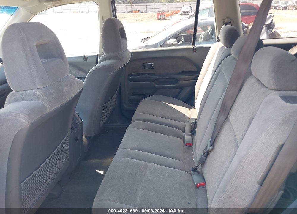 2005 HONDA PILOT LX VIN: 2HKYF18115H552363