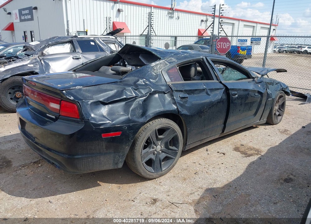 2011 DODGE CHARGER R/T VIN: 2B3CL5CT6BH616776