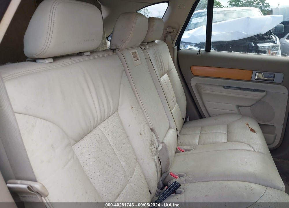 2007 LINCOLN MKX VIN: 2LMDU68C57BJ22790
