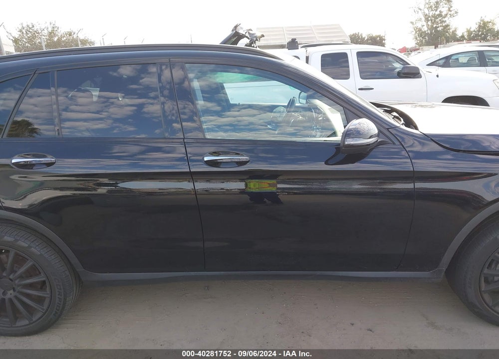 2021 MERCEDES-BENZ GLC 300 SUV VIN: W1N0G8DB4MV284434