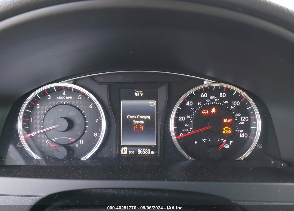 2017 TOYOTA CAMRY SE VIN: 4T1BF1FK5HU802159