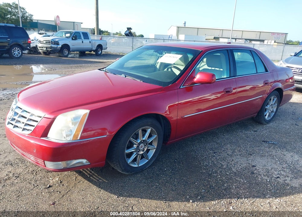 2011 CADILLAC DTS LUXURY COLLECTION VIN: 1G6KD5E61BU102445