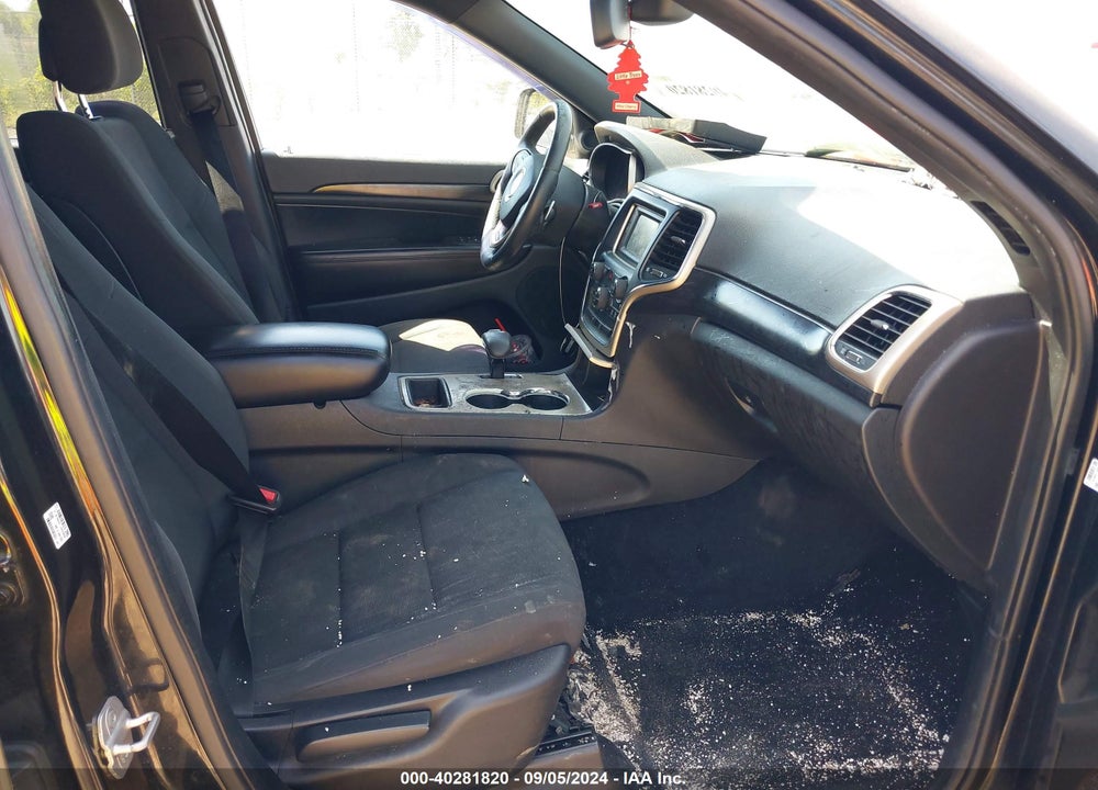 2014 JEEP GRAND CHEROKEE LAREDO VIN: 1C4RJFAG8EC110948
