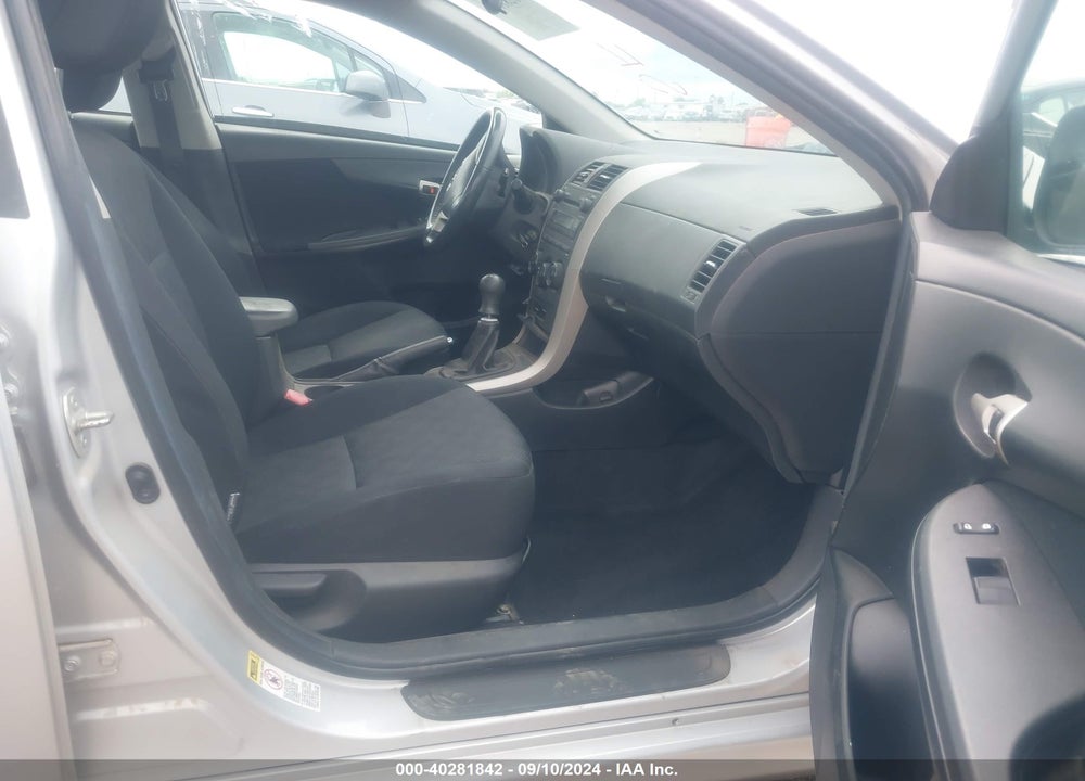 2009 TOYOTA COROLLA S VIN: 1NXBU40EX9Z131292