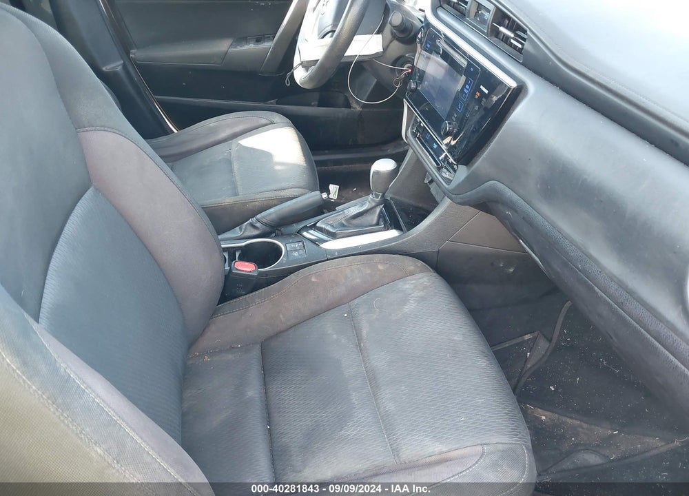 2017 TOYOTA COROLLA L/LE/XLE/SE/XSE VIN: 5YFBURHE0HP628675