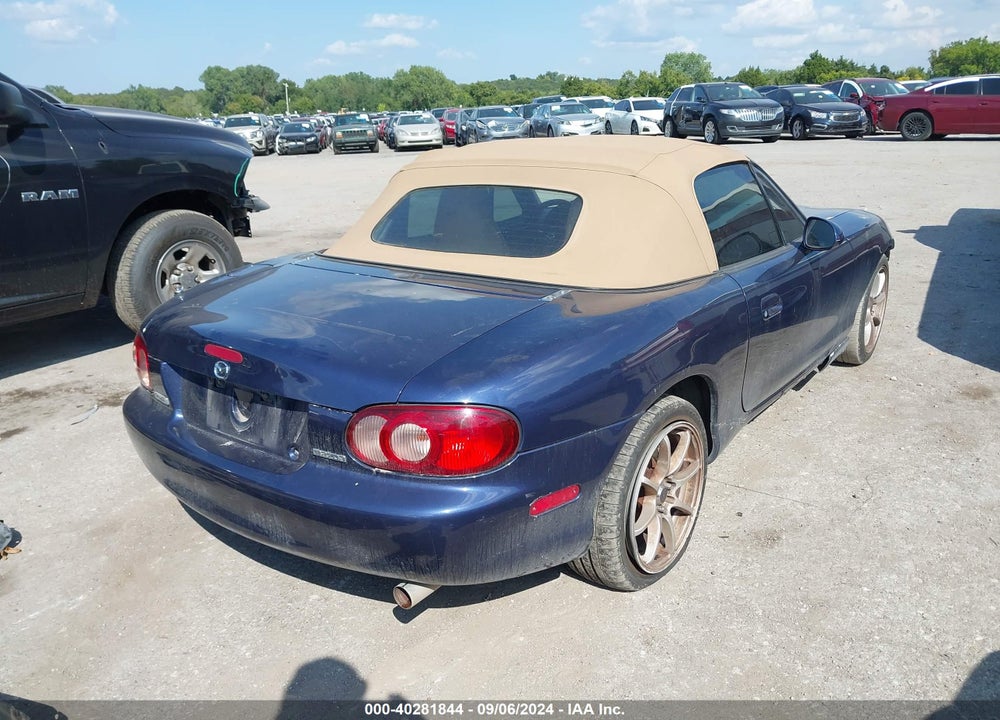 2001 MAZDA MX-5 MIATA LS/SPECIAL EDITION VIN: JM1NB353610208048