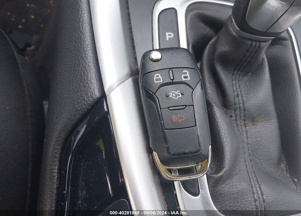 2013 FORD FUSION SE VIN: 3FA6P0H76DR158670