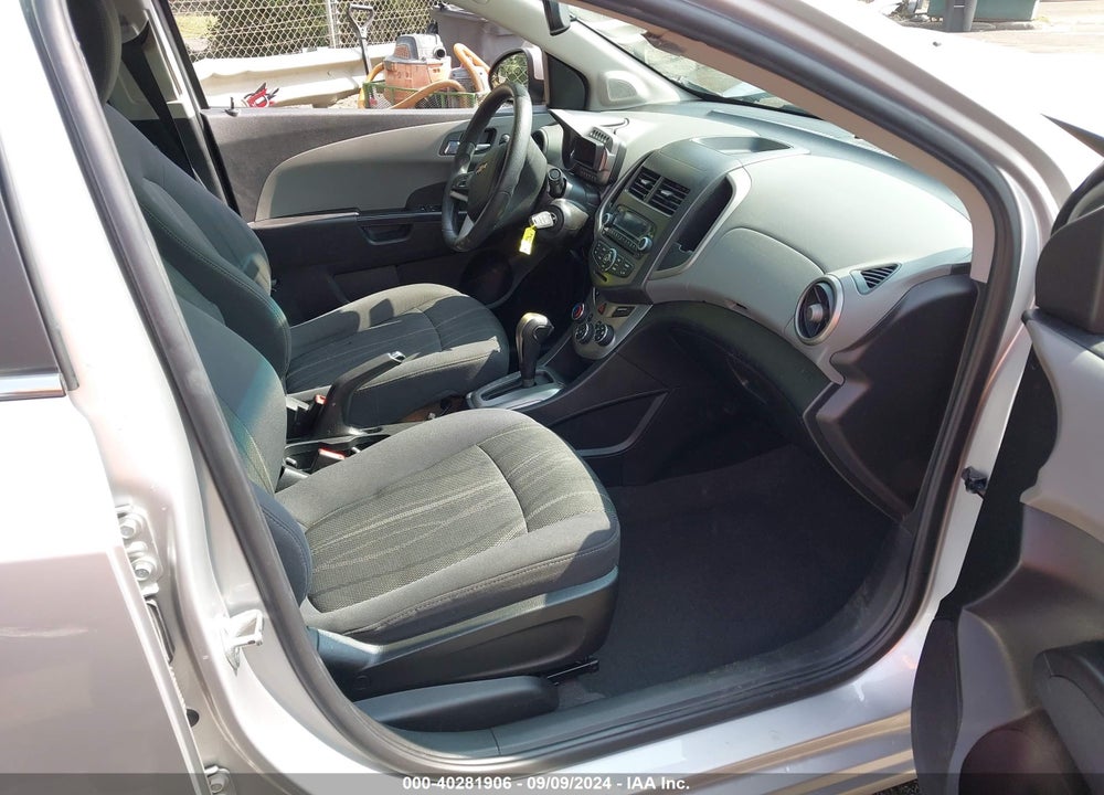 2014 CHEVROLET SONIC LT AUTO VIN: 1G1JC5SH0E4177488
