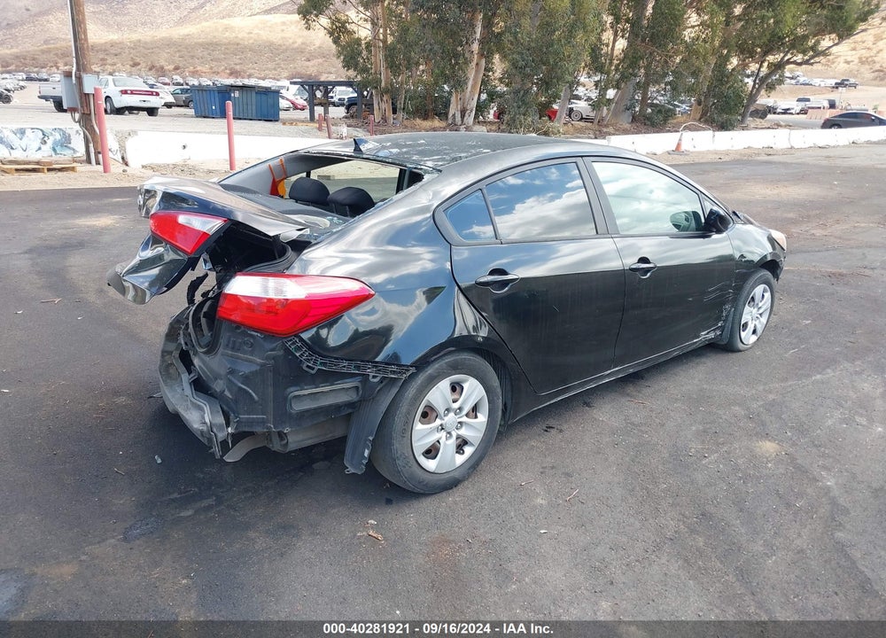 2016 KIA FORTE LX VIN: KNAFK4A6XG5577577