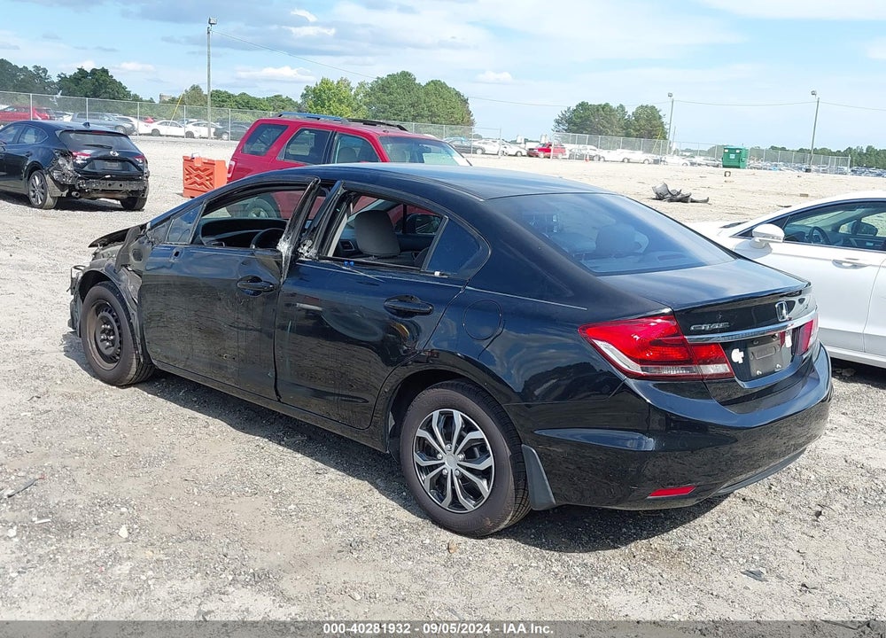 2015 HONDA CIVIC LX VIN: 19XFB2F5XFE021828