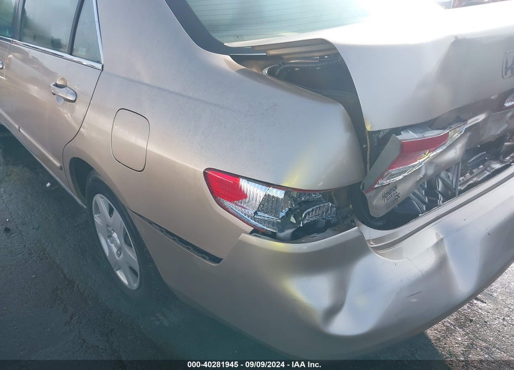 2005 HONDA ACCORD 2.4 LX VIN: 1HGCM56405A060002