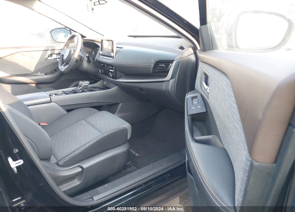 2021 NISSAN ROGUE SV INTELLIGENT AWD VIN: JN8AT3BB1MW214322