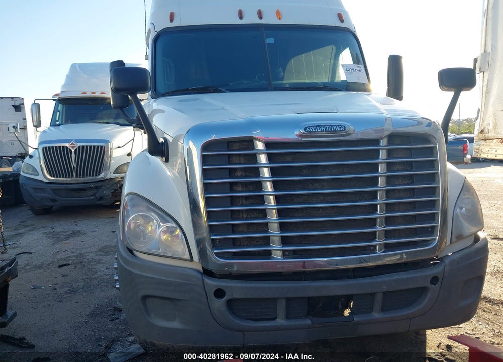 2013 FREIGHTLINER CASCADIA 125 VIN: 1FUJGLDR7DLBV1895