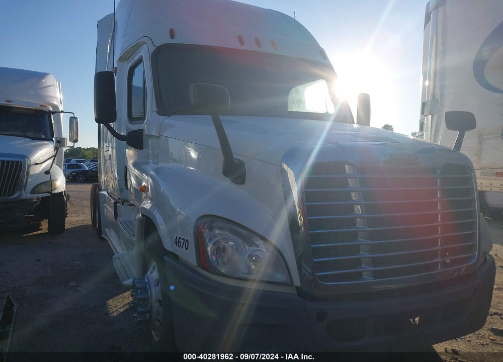 2013 FREIGHTLINER CASCADIA 125 VIN: 1FUJGLDR7DLBV1895