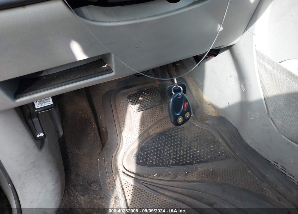 2006 CHEVROLET EQUINOX LS VIN: 2CNDL23F266181747