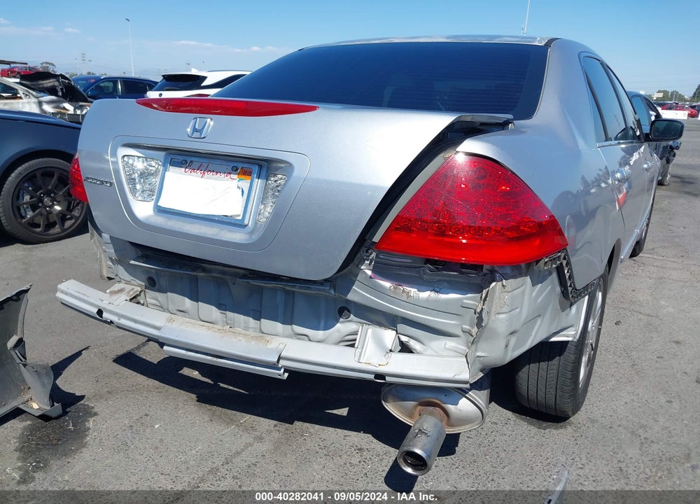 2007 HONDA ACCORD 2.4 SE VIN: 1HGCM563X7A223359