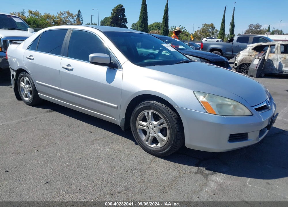 2007 HONDA ACCORD 2.4 SE VIN: 1HGCM563X7A223359