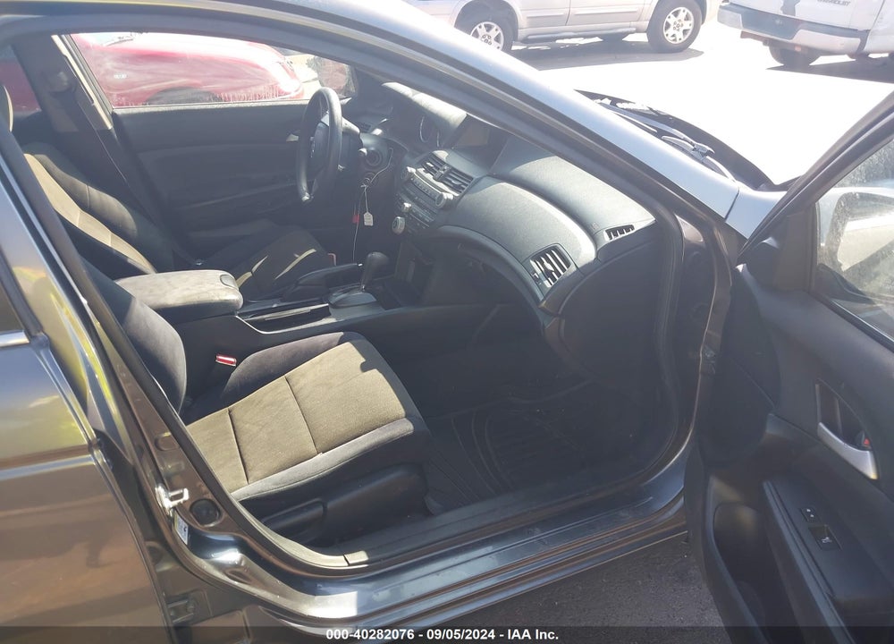 2008 HONDA ACCORD 2.4 LX-P VIN: JHMCP26478C049140