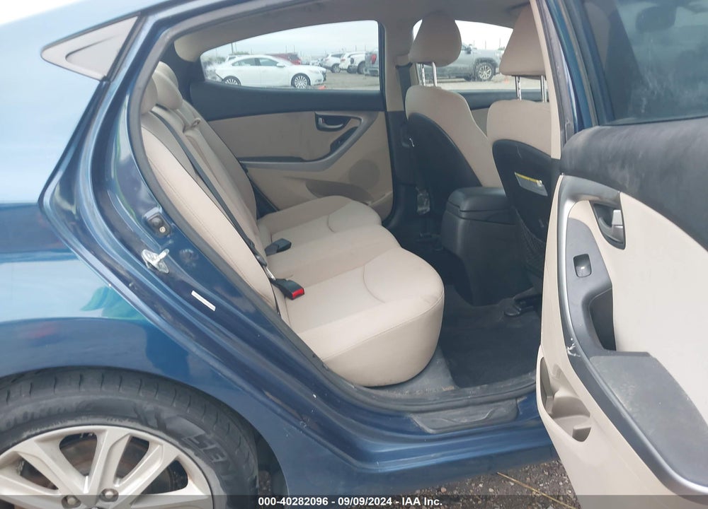 2015 HYUNDAI ELANTRA SE VIN: KMHDH4AE0FU267244