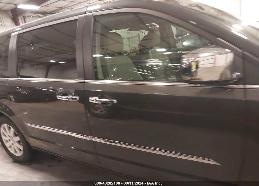 2012 CHRYSLER TOWN & COUNTRY TOURING-L VIN: 2C4RC1CG8CR338298