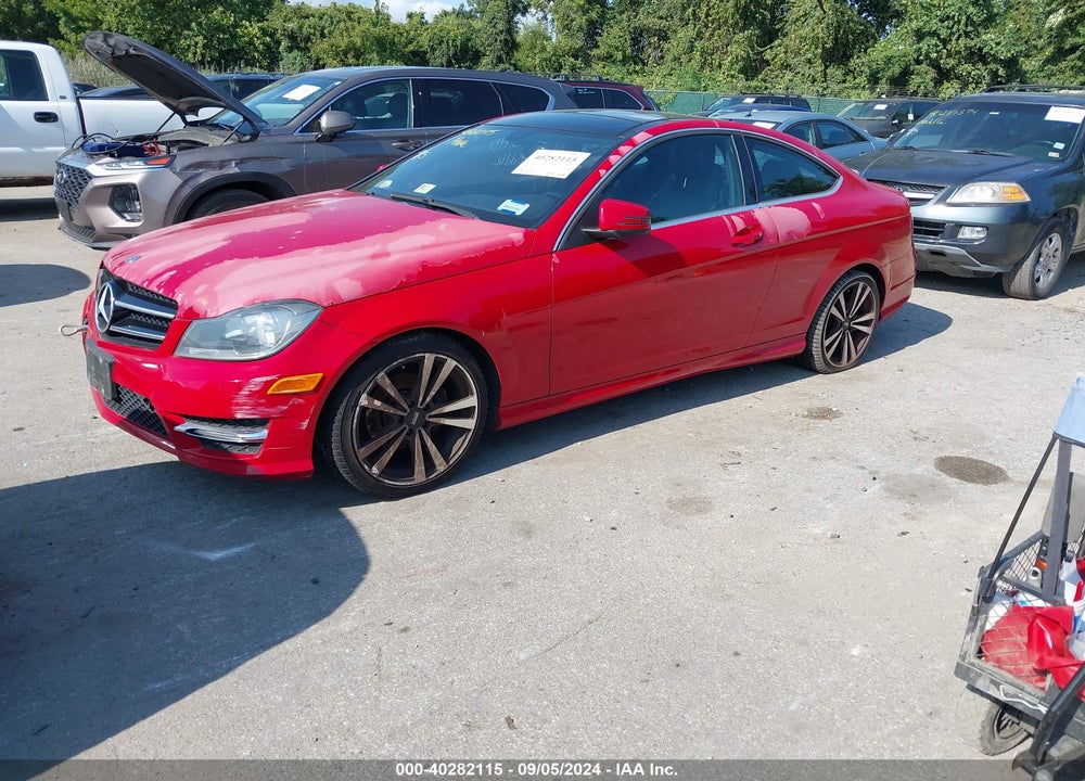 2014 MERCEDES-BENZ C 250 VIN: WDDGJ4HBXEG288865