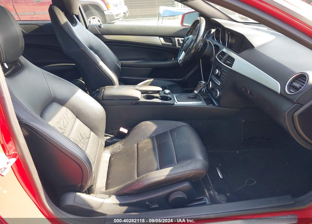 2014 MERCEDES-BENZ C 250 VIN: WDDGJ4HBXEG288865