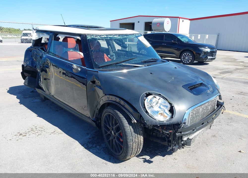 2009 MINI JOHN COOPER WORKS VIN: WMWMF93549TF96396