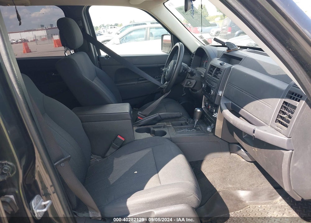 2011 JEEP LIBERTY VIN: 1J4PN2GK6BW594431