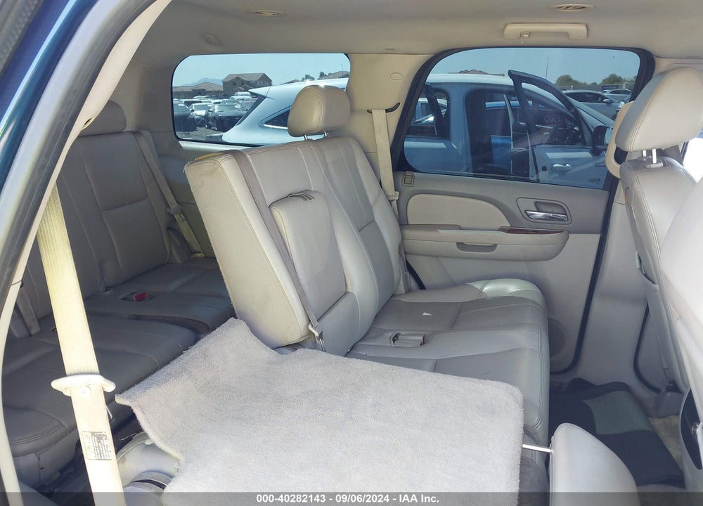 2007 CHEVROLET TAHOE LT VIN: 1GNFC13067R152655