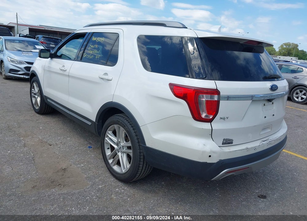2017 FORD EXPLORER XLT VIN: 1FM5K7D81HGA93182