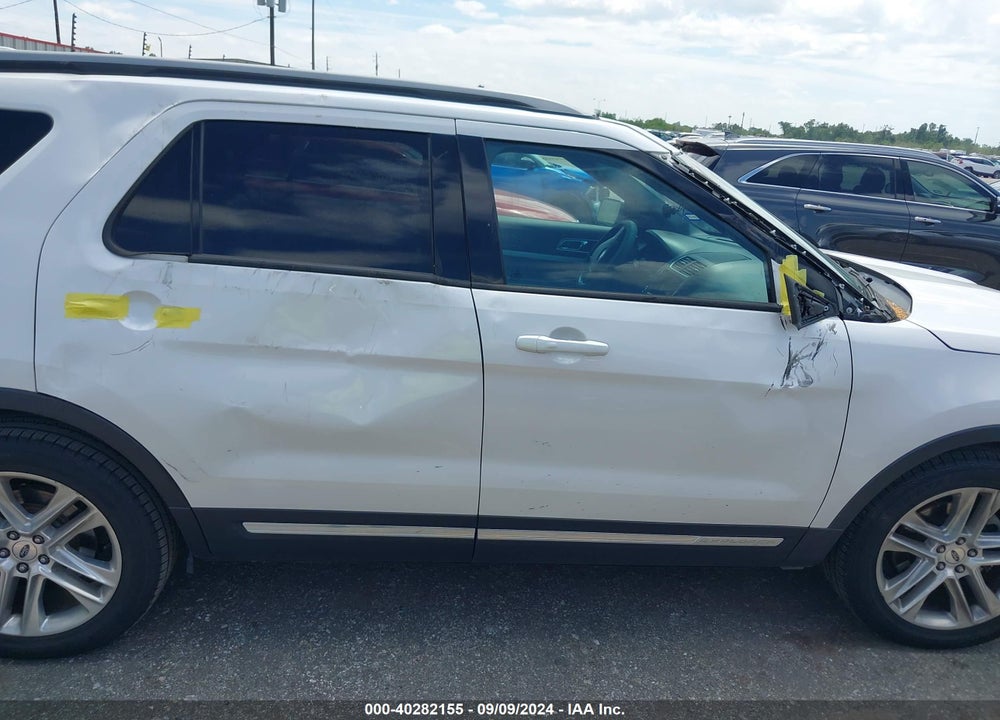 2017 FORD EXPLORER XLT VIN: 1FM5K7D81HGA93182