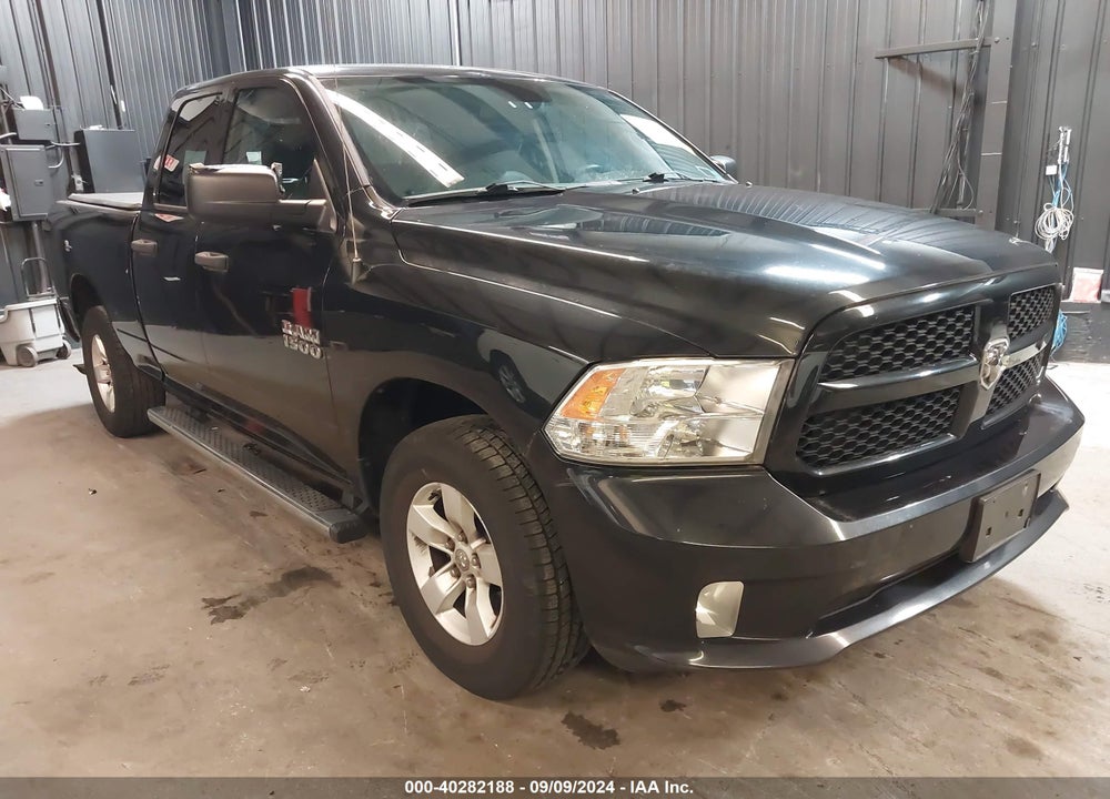 2016 RAM 1500 EXPRESS VIN: 1C6RR7FG4GS353602