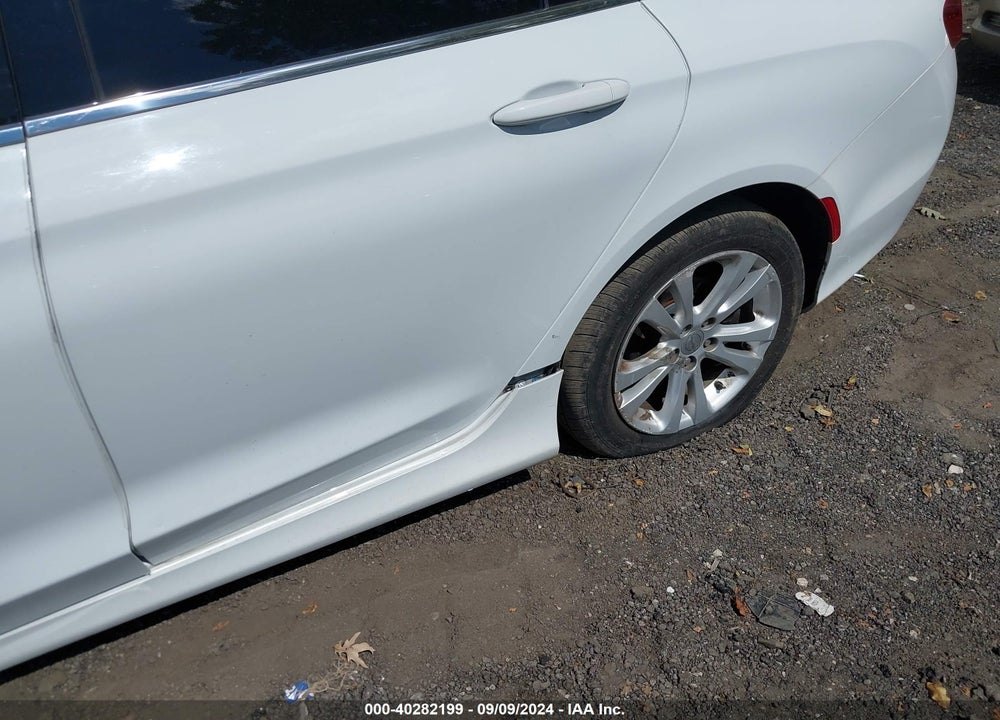 2017 CHRYSLER 200 LIMITED PLATINUM VIN: 1C3CCCABXHN501101