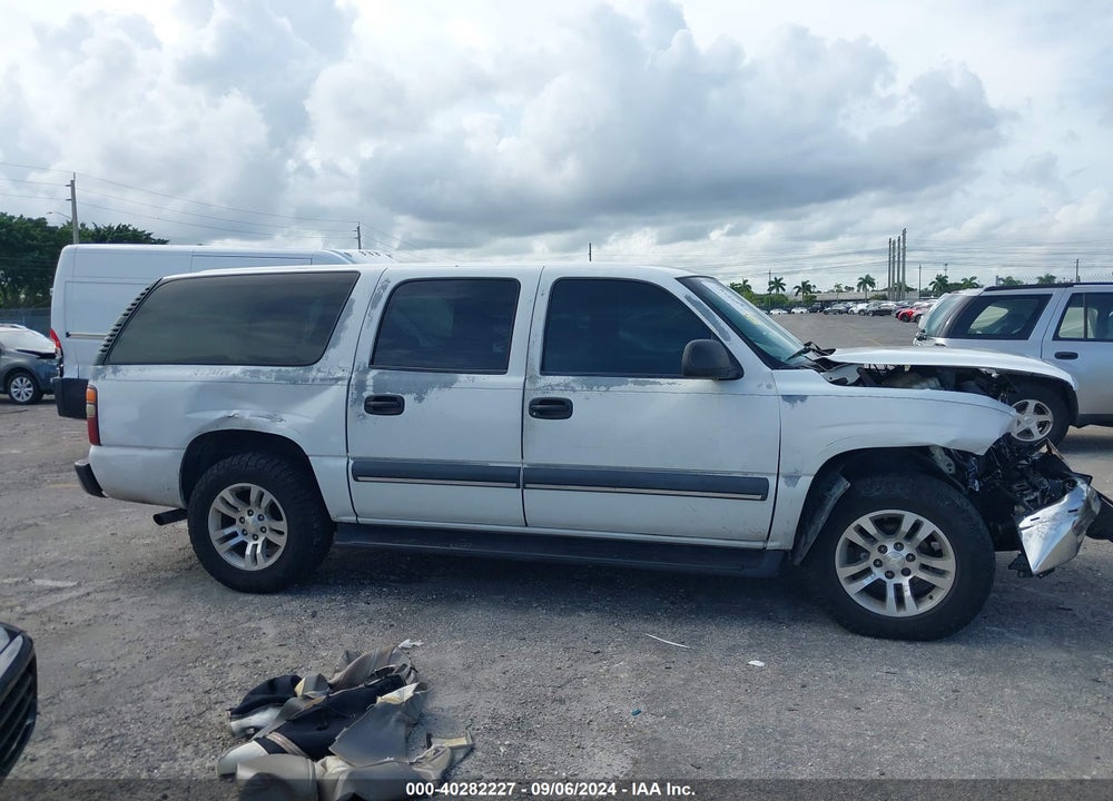 2002 CHEVROLET SUBURBAN 1500 LS VIN: 1GNEC16Z22J154044