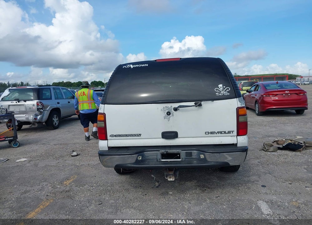 2002 CHEVROLET SUBURBAN 1500 LS VIN: 1GNEC16Z22J154044