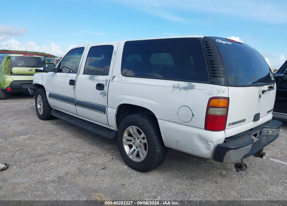 2002 CHEVROLET SUBURBAN 1500 LS VIN: 1GNEC16Z22J154044