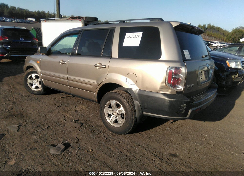 2006 HONDA PILOT EX VIN: 2HKYF18496H505464