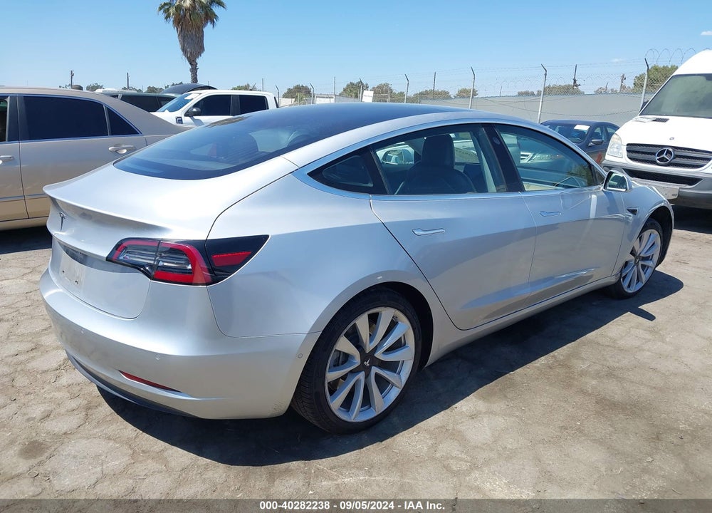 2018 TESLA MODEL 3 LONG RANGE/MID RANGE VIN: 5YJ3E1EA0JF048476