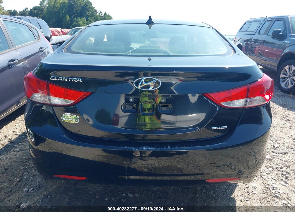 2011 HYUNDAI ELANTRA LIMITED (ULSAN PLANT) VIN: KMHDH4AE6BU099510