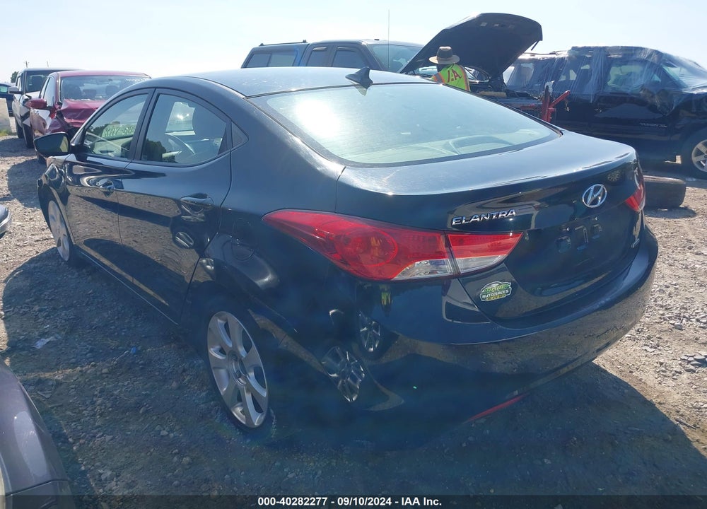 2011 HYUNDAI ELANTRA LIMITED (ULSAN PLANT) VIN: KMHDH4AE6BU099510