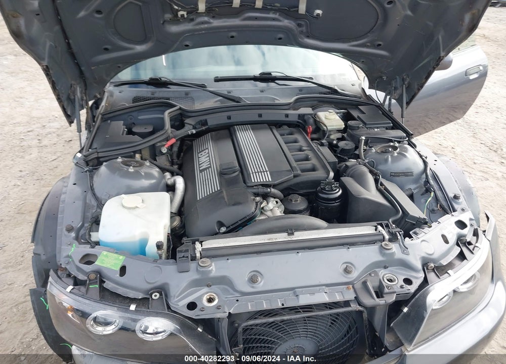1999 BMW Z3 2.3 VIN: 4USCH9334XLF80410
