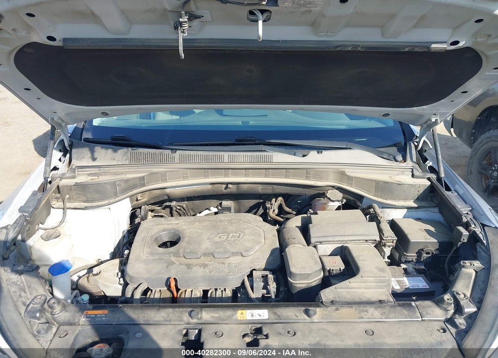 2017 HYUNDAI SANTA FE SPORT 2.4L VIN: 5XYZTDLB1HG431617