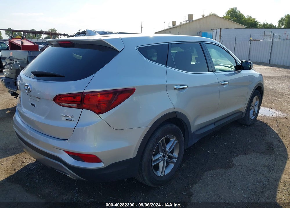 2017 HYUNDAI SANTA FE SPORT 2.4L VIN: 5XYZTDLB1HG431617