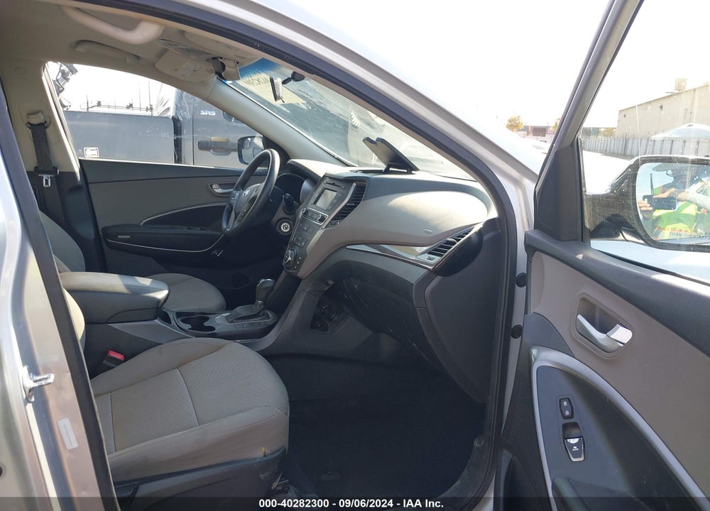 2017 HYUNDAI SANTA FE SPORT 2.4L VIN: 5XYZTDLB1HG431617