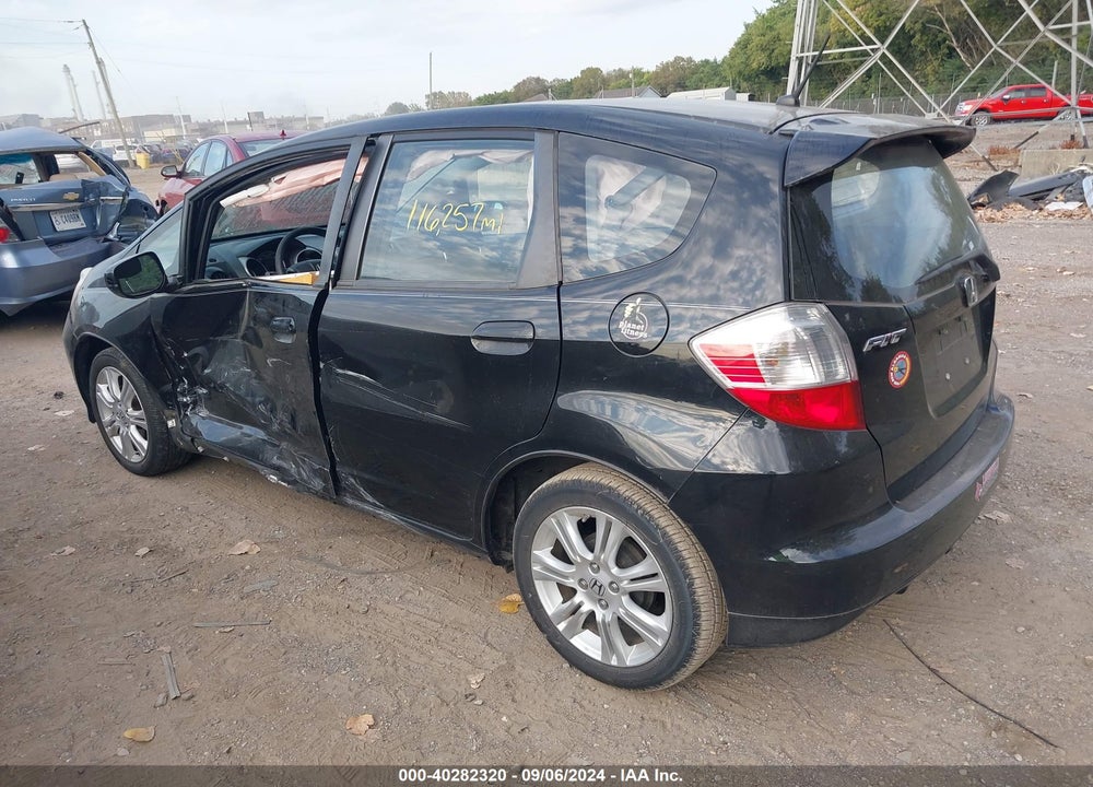2010 HONDA FIT SPORT VIN: JHMGE8H41AC039684