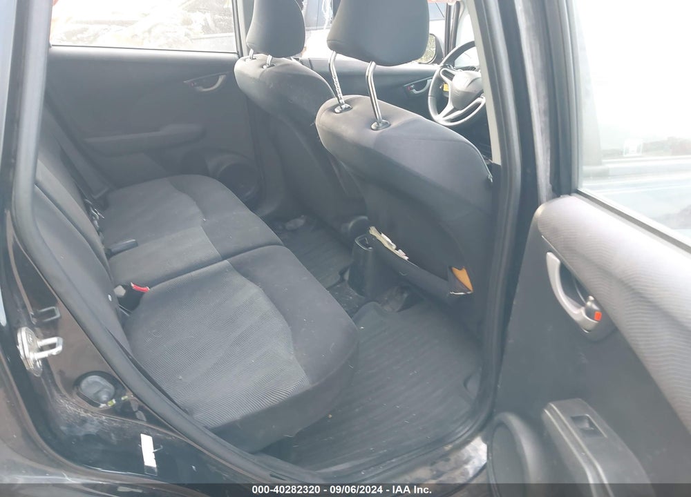 2010 HONDA FIT SPORT VIN: JHMGE8H41AC039684