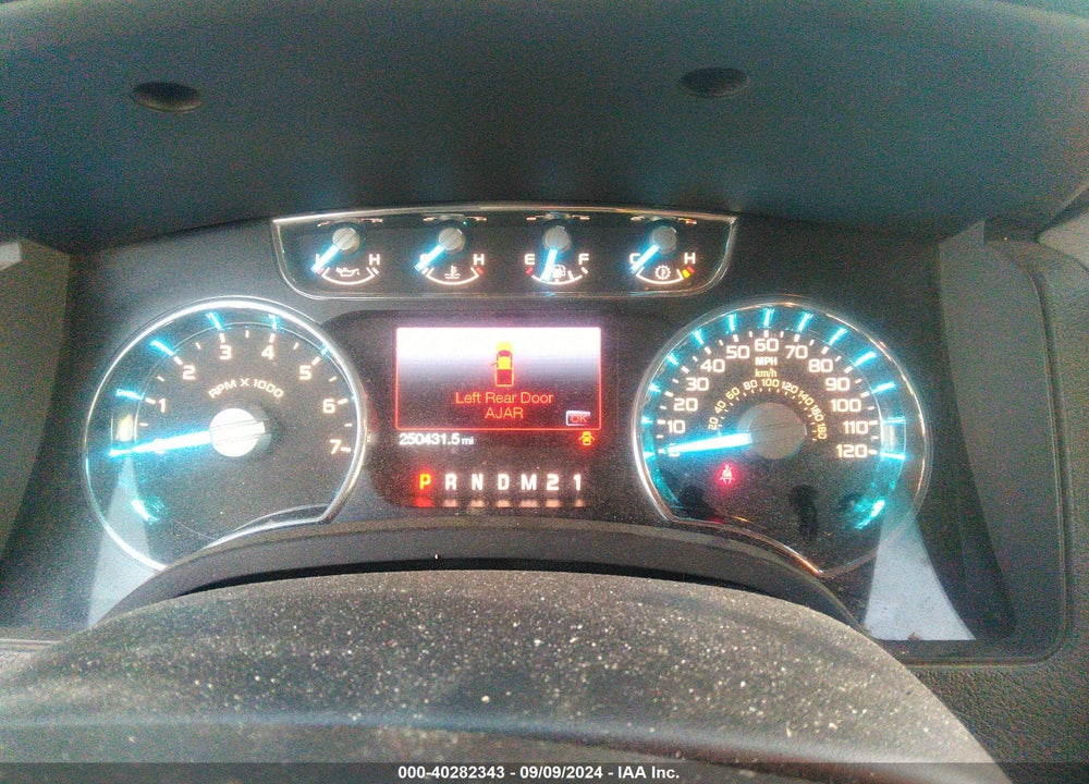 2012 FORD F-150 LARIAT VIN: 1FTFW1ET5CFC21130