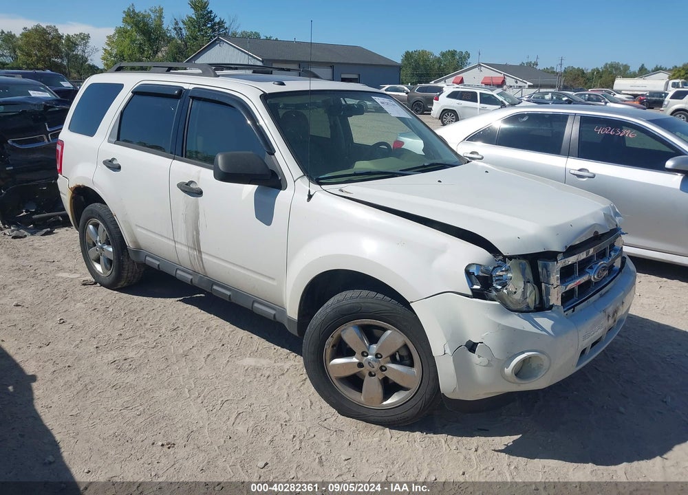 2009 FORD ESCAPE XLT VIN: 1FMCU03G19KA03304